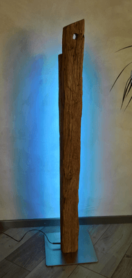 Stehleuchte "Eiche Holzbalken mit integrierter LED Beleuchtung"